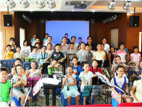 上海虹口三中心小学雅马哈示范管乐团大师班活动报道 
